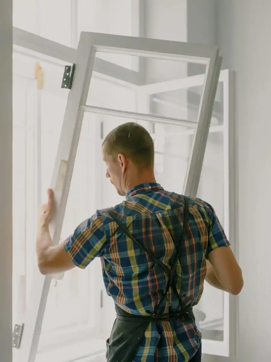 Fensteraustausch, Renovierung und Instandsetzung einer Münchner Altbauwohnung