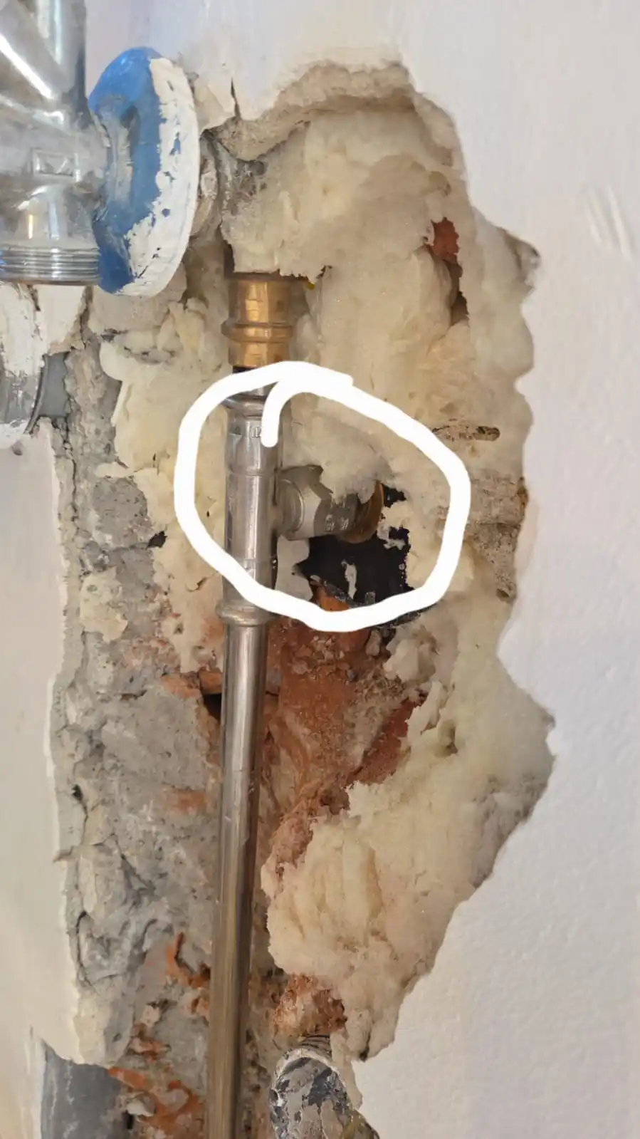 Wasserschaden feuchte Wand Lecksuche München